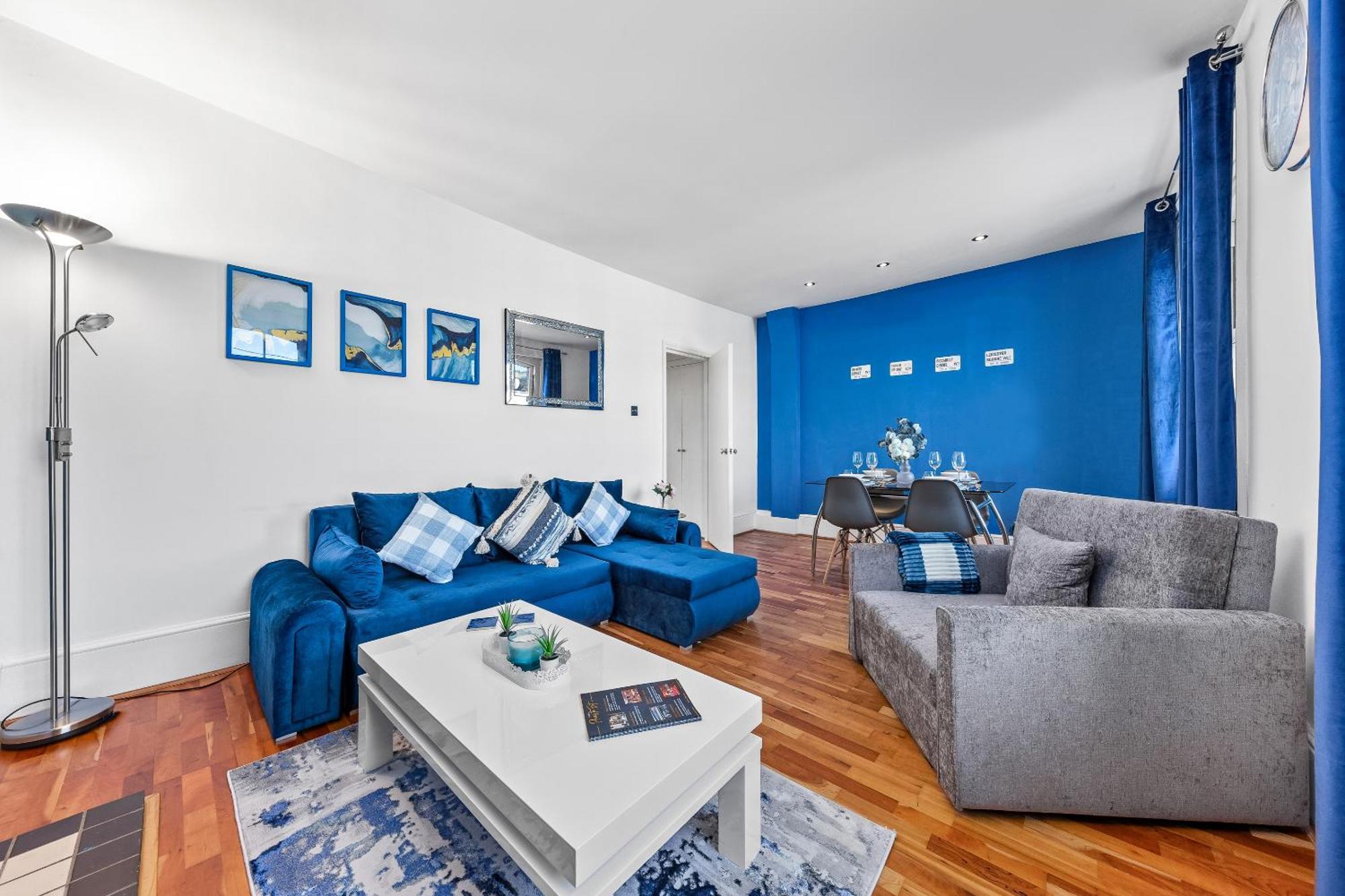 Balcony Blue Theme 1 Bedroom Central London Luxury Flat Near Hyde Park! Accommodates Up To 6! Double Sofa Bed And Next To Station! מראה חיצוני תמונה