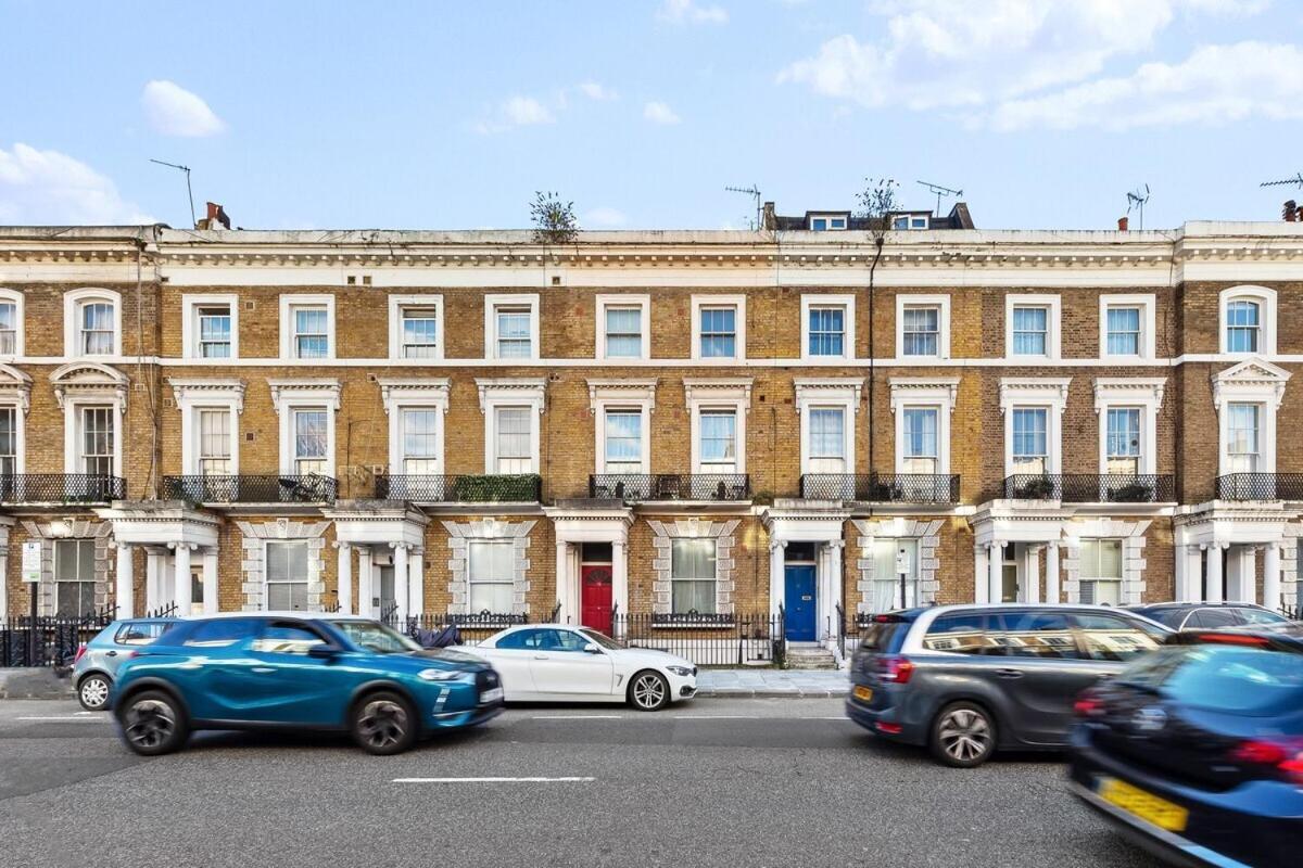 Balcony Blue Theme 1 Bedroom Central London Luxury Flat Near Hyde Park! Accommodates Up To 6! Double Sofa Bed And Next To Station! מראה חיצוני תמונה