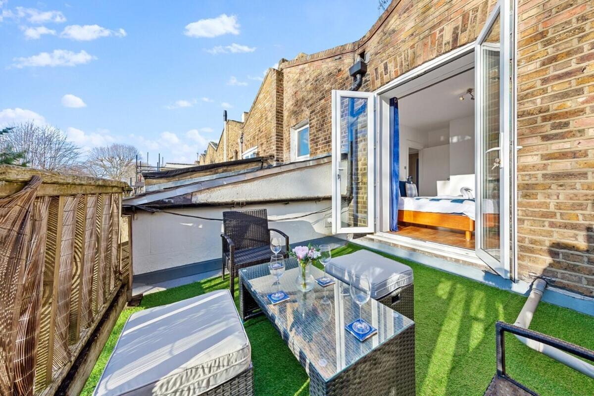 Balcony Blue Theme 1 Bedroom Central London Luxury Flat Near Hyde Park! Accommodates Up To 6! Double Sofa Bed And Next To Station! מראה חיצוני תמונה