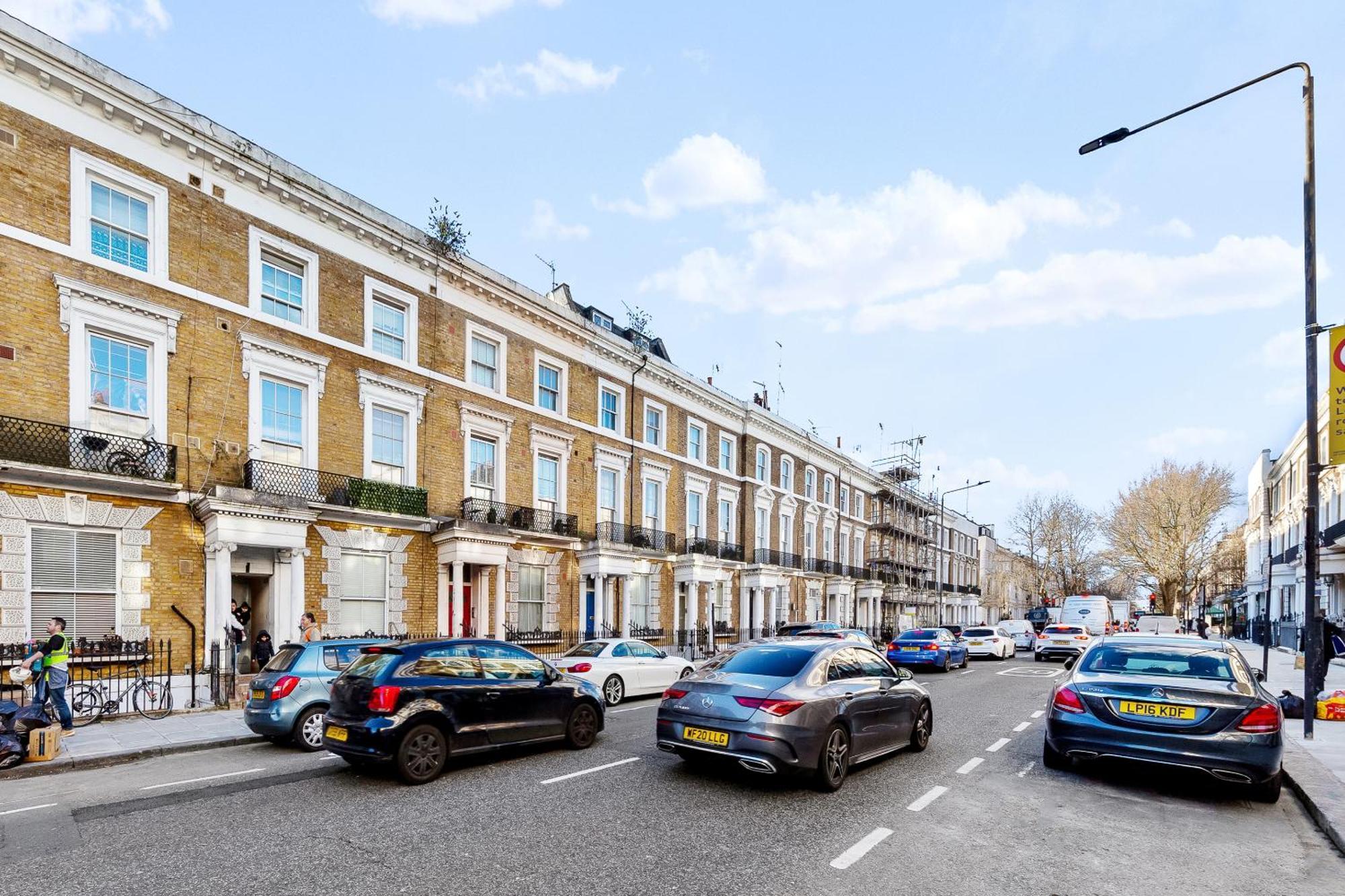 Balcony Blue Theme 1 Bedroom Central London Luxury Flat Near Hyde Park! Accommodates Up To 6! Double Sofa Bed And Next To Station! מראה חיצוני תמונה